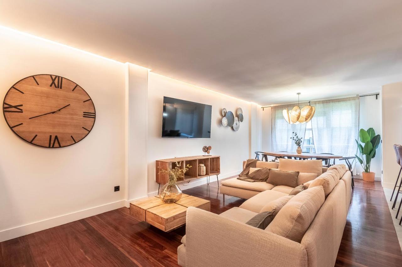 New! Lovely 4-bedroom Loft In Appartamento