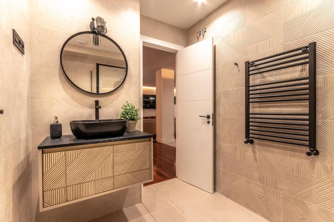 New! Lovely 4-bedroom Loft In Appartamento